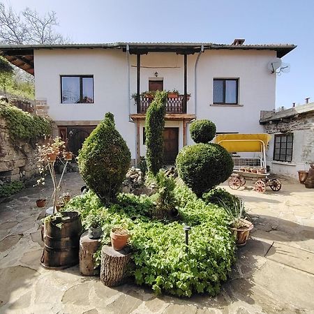 Къща За Гости Чичарите Gabrovo Exterior foto