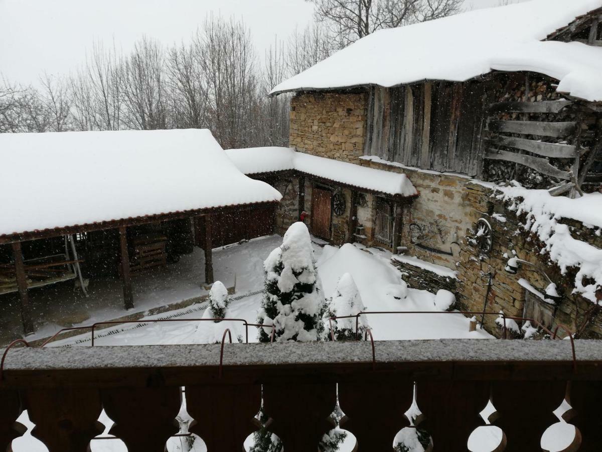 Къща За Гости Чичарите Gabrovo Exterior foto